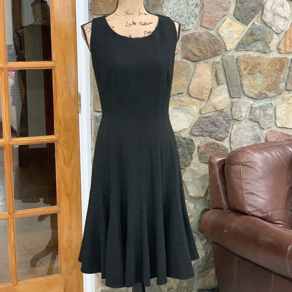 Calvin Klein elegant black dress - Picture 7 of 8